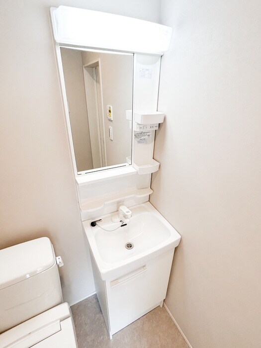 物件内観写真9　(洗面)