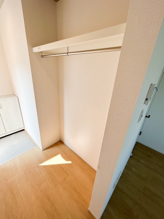 物件内観写真12　(収納)