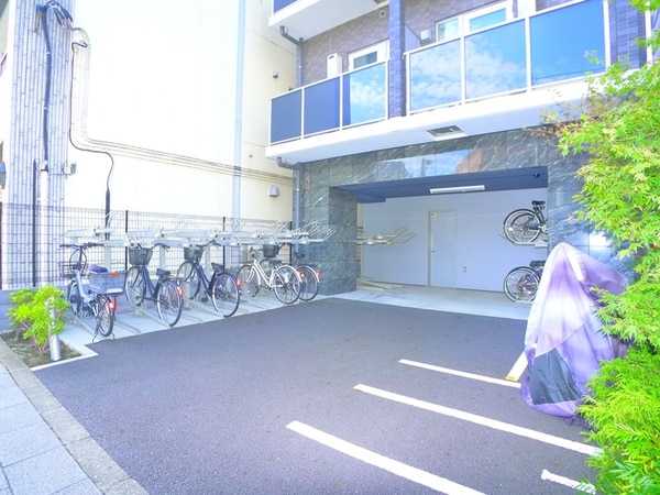 駐輪場