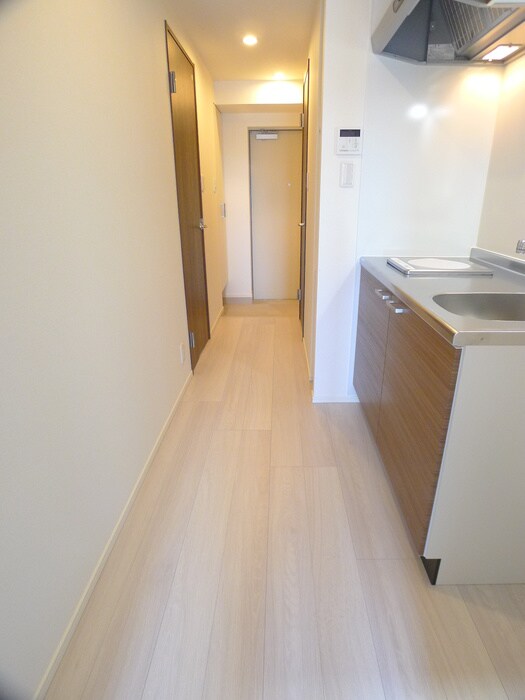 物件内観写真17　(廊下)