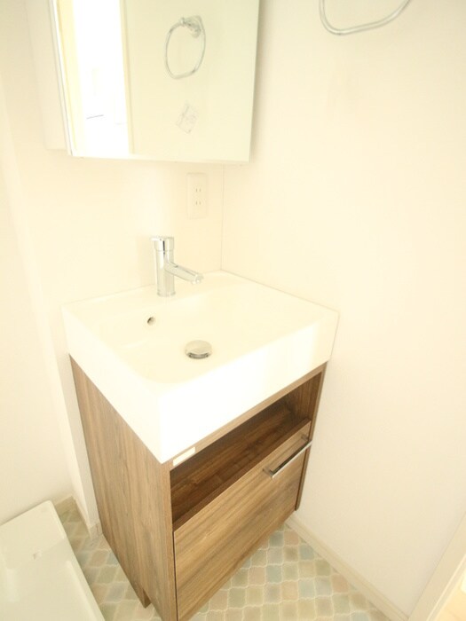 物件内観写真10　(洗面)