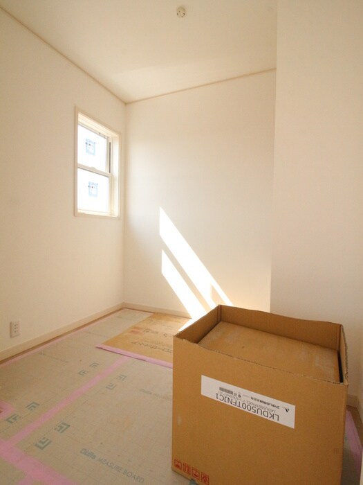 物件内観写真12　(居室)