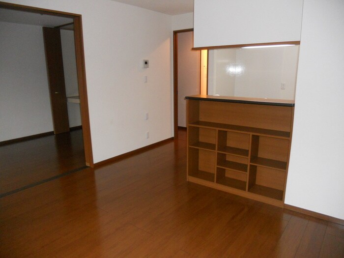 物件内観写真9　(居室)