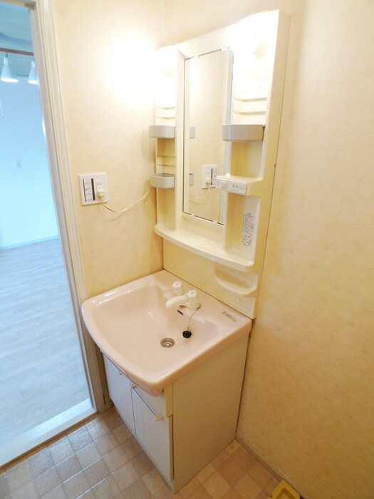 物件内観写真9　(洗面)