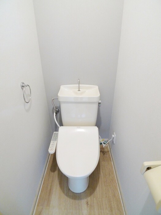 物件内観写真11　(トイレ)