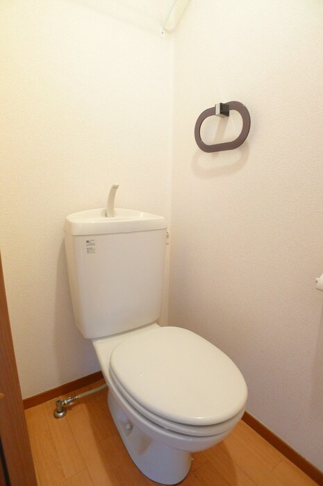 物件内観写真14　(トイレ)