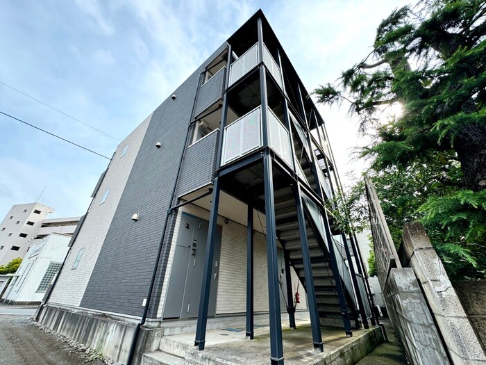 物件外観写真3　(外観写真)