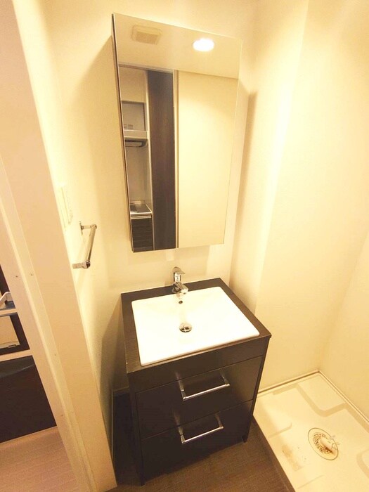 物件内観写真11　(洗面)