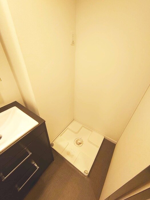 物件内観写真17　(洗濯機置場)