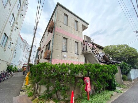 ラスペチア外観写真