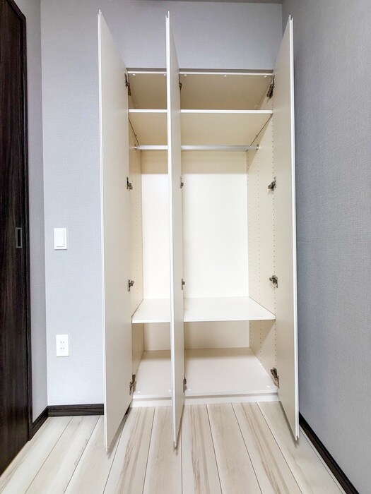 サンクレイドル西日暮里Ⅲ(503)の収納