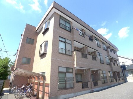 ヴィラ・シャンベ－ル外観写真