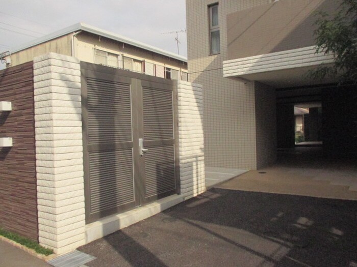 物件外観写真3　(周辺環境)