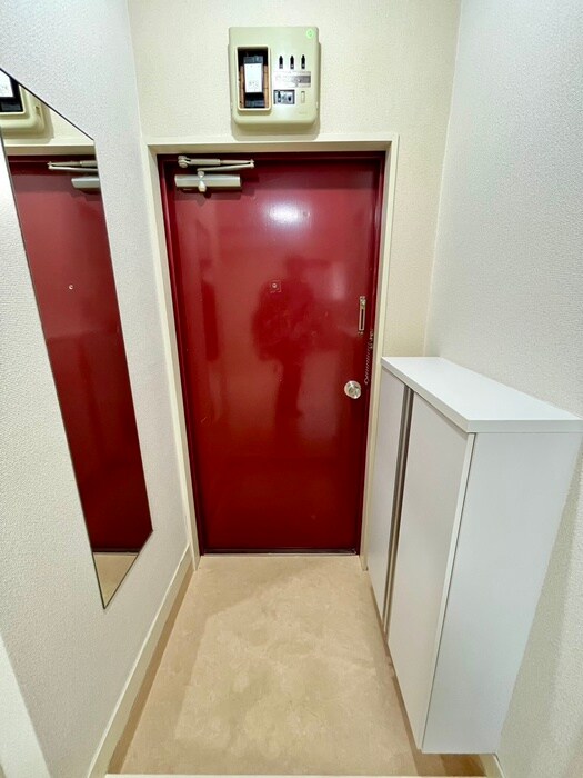 物件内観写真15　(玄関)