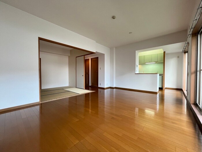 物件内観写真7　(居室)