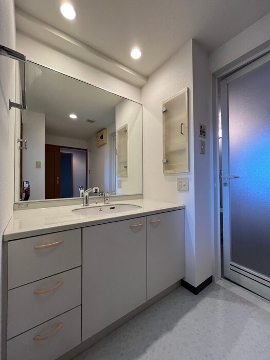 物件内観写真13　(洗面)