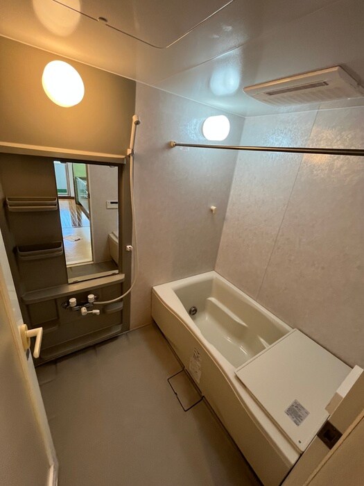 物件内観写真13　(バス／シャワールーム等)