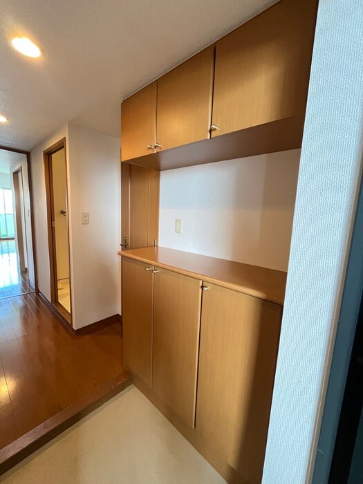 物件内観写真15　(靴箱)