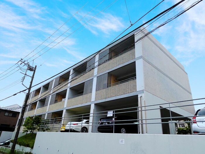 物件外観写真2　(外観写真)