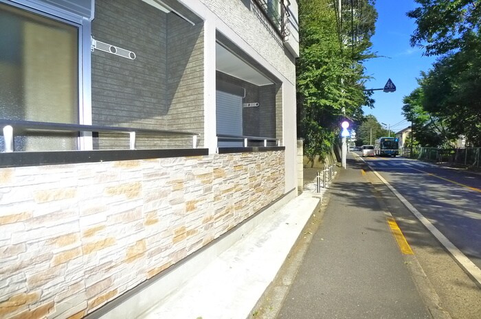 物件外観写真3　(周辺環境)