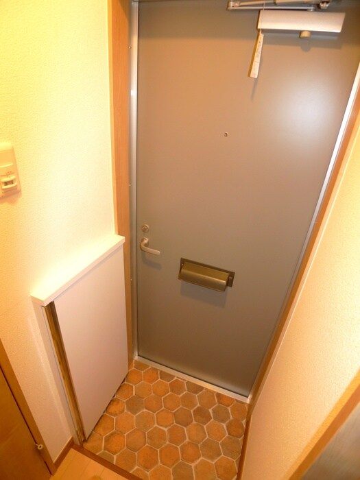 物件内観写真21　(玄関)