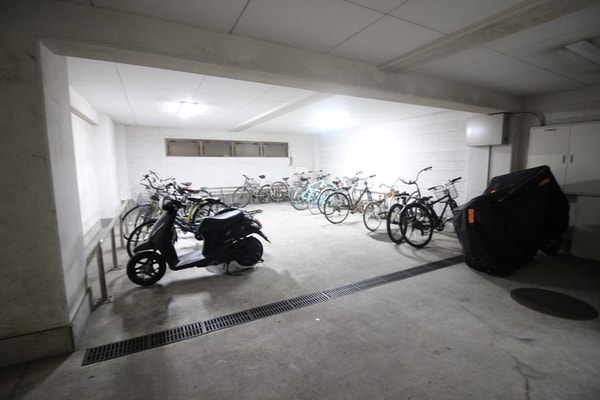 駐輪場