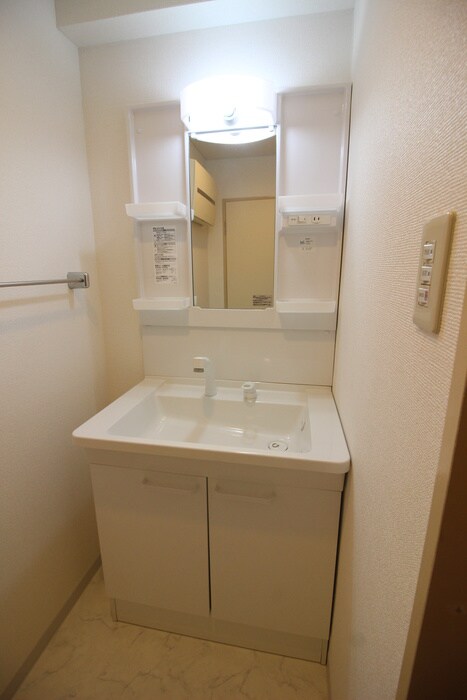 物件内観写真10　(洗面)