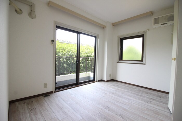 物件内観写真21　(居室)