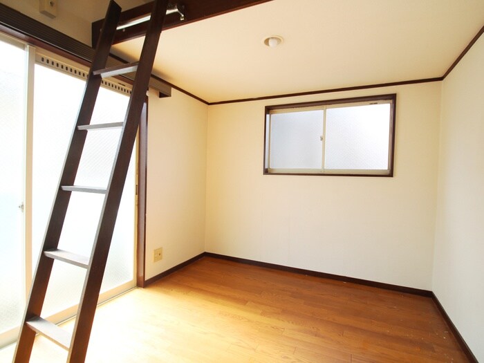 物件内観写真7　(居室)