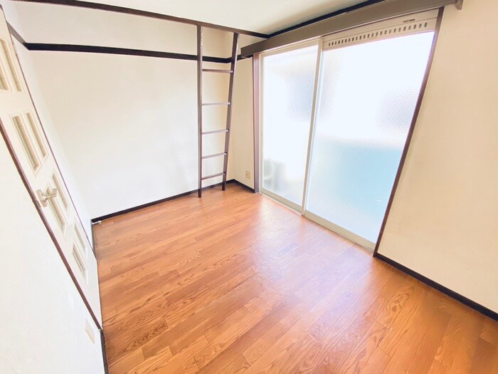 物件内観写真22　(居室)