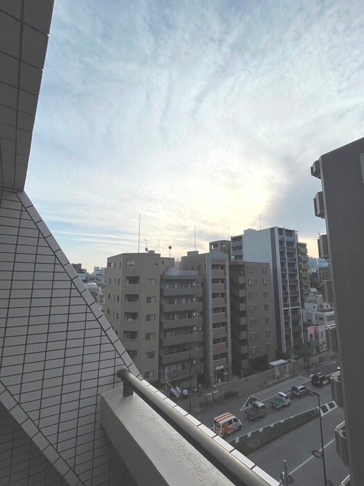 物件内観写真15　(室内からの展望)