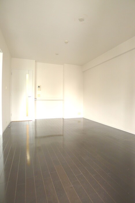 物件内観写真4　(居室)