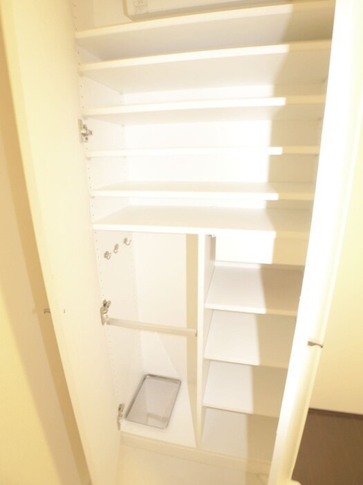 物件内観写真10　(内観写真)