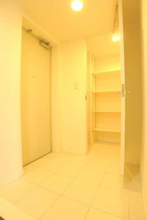 物件内観写真13　(靴箱)