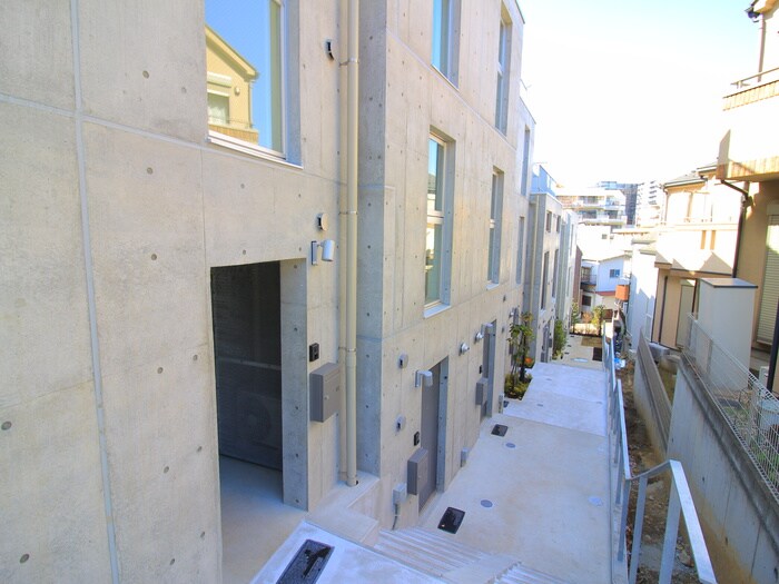 物件外観写真5　(外観写真)