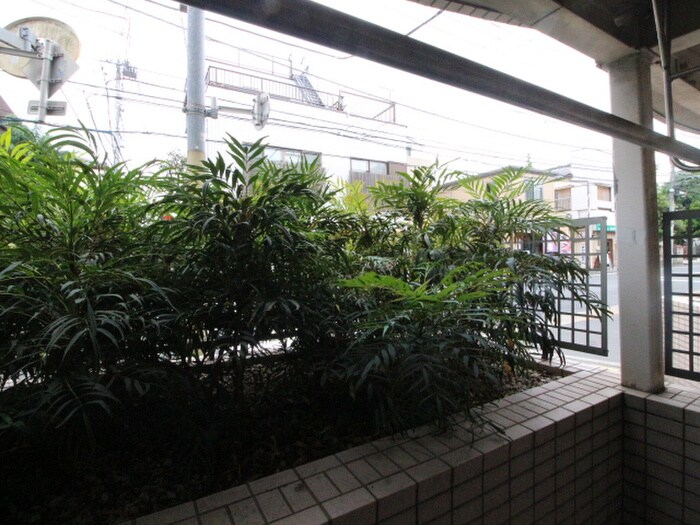 ヤマハハイツの室内からの展望