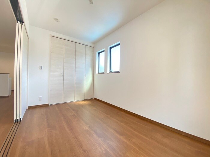 物件内観写真10　(居室)