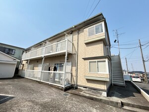 ハイツグロリア外観写真