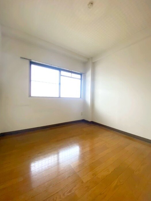 物件内観写真8　(内観写真)