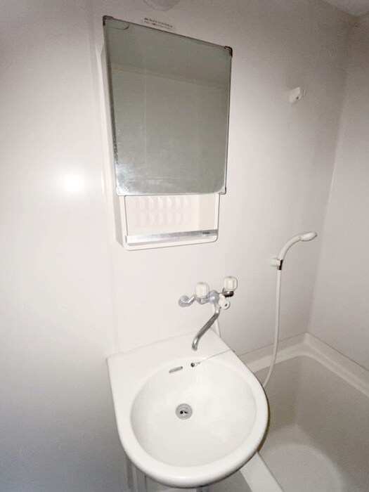 物件内観写真13　(洗面)