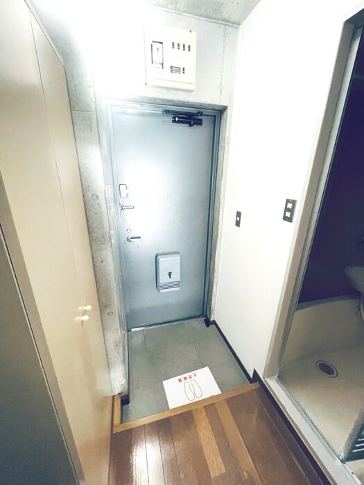 物件内観写真20　(玄関)