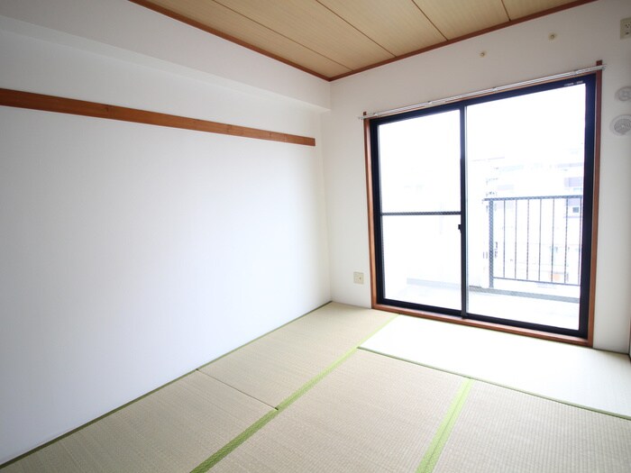 物件内観写真8　(居室)