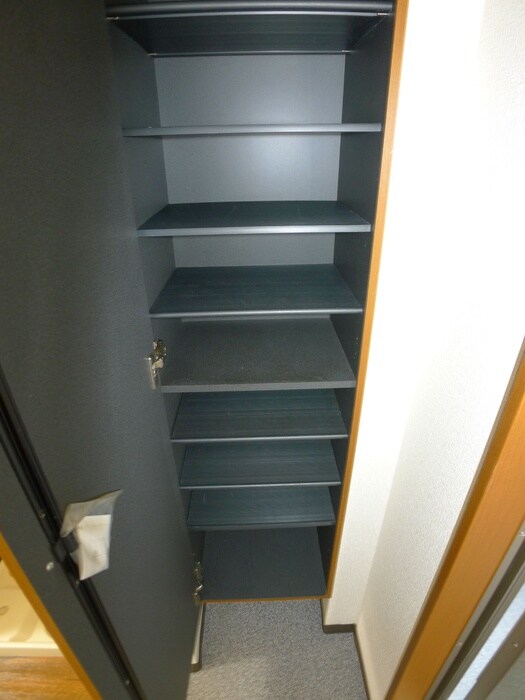 物件内観写真17　(靴箱)