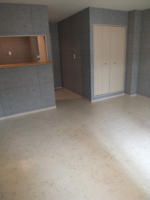 物件内観写真15　(居室)