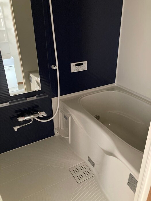 Clover　Courtのバス