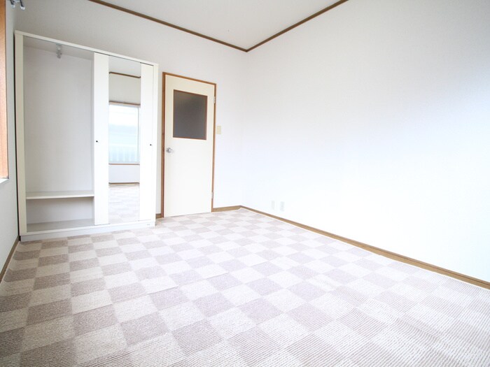 物件内観写真18　(居室)