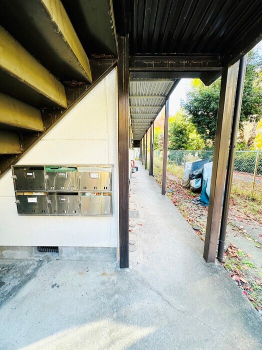 コーポサングリーンのエントランス部分