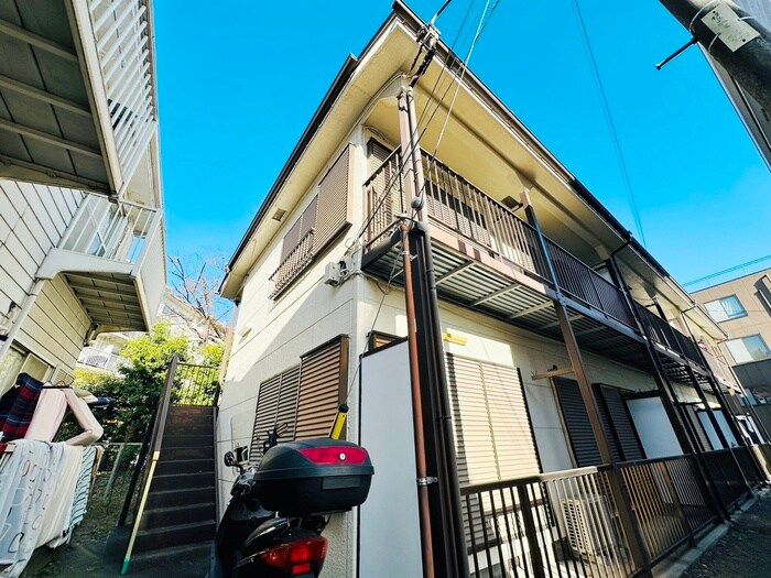 コーポサングリーンの外観写真