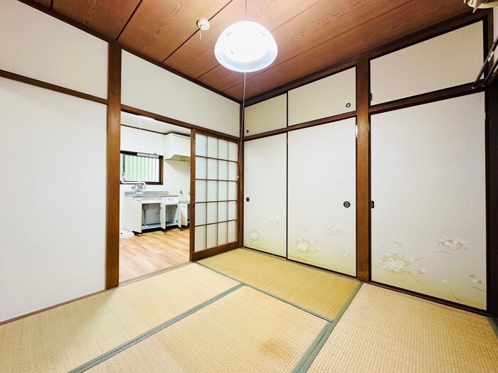 コーポサングリーンの居室