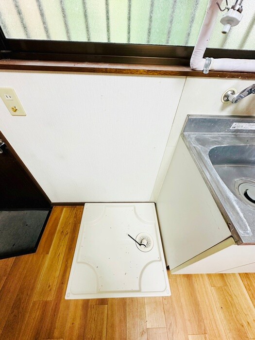 コーポサングリーンの洗濯機置場